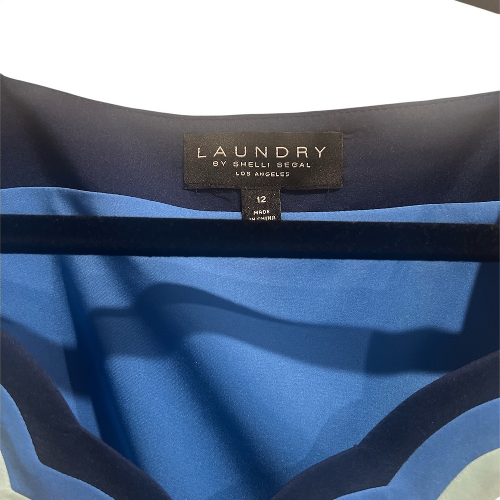 Laundry by Shelli Segal coverup - Picture 4 of 5
